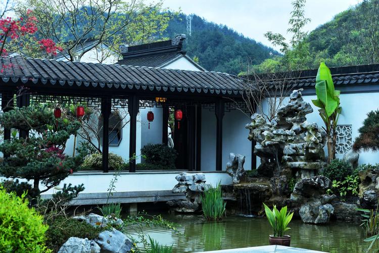 古朴的乡村民居建筑